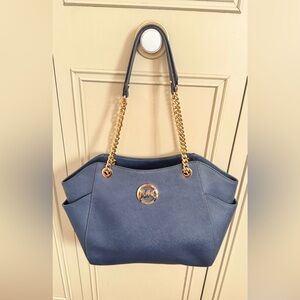 🛍️🛍️ MINT CONDITION - Michael Kors shoulder bag - mint condition